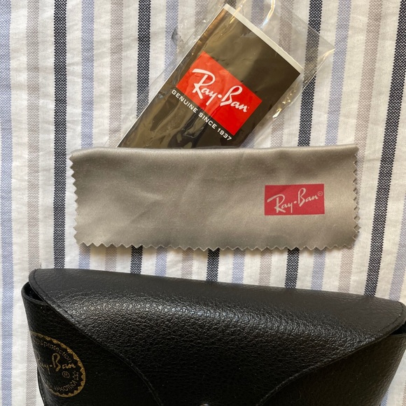 RAY-BAN Sunglasses RB4235 (authentic) - Picture 7 of 7